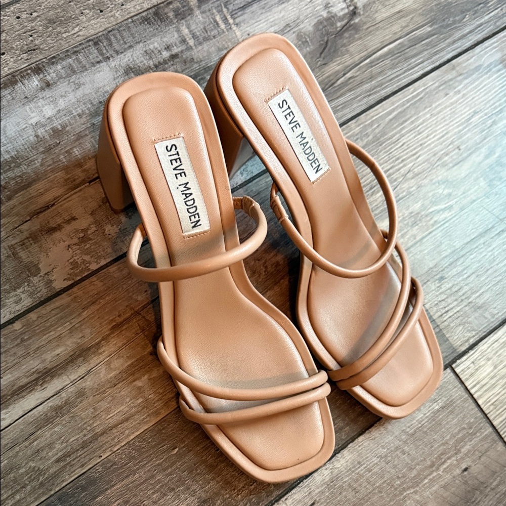 Steve Madden Nude Tan Strappy Block Heel Sandals